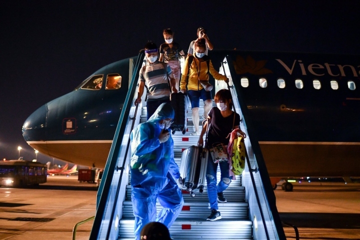 Vietnam begins reopening skies to int’l air travel on New Year’s Day